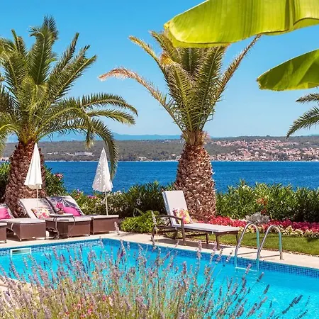 Palace Clara 5 Island Krk By Vill * Malinska